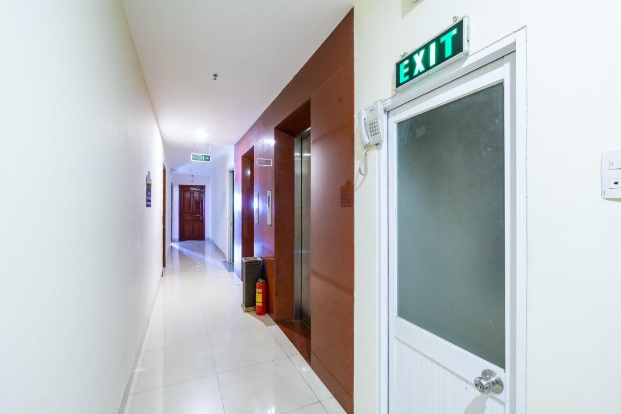 Oyo 375 Hoa Binh Hotel Đà Nẵng Kültér fotó