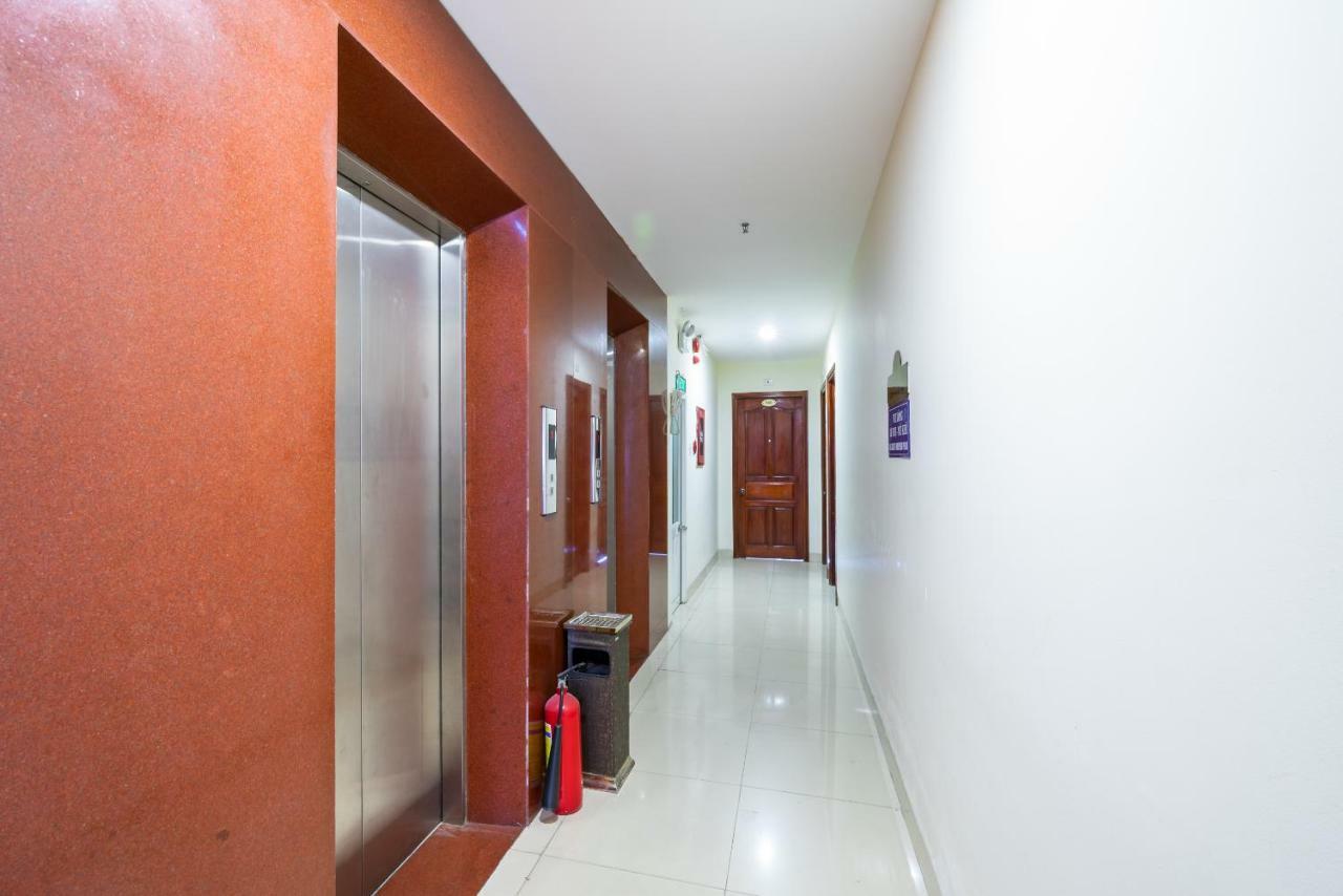 Oyo 375 Hoa Binh Hotel Đà Nẵng Kültér fotó