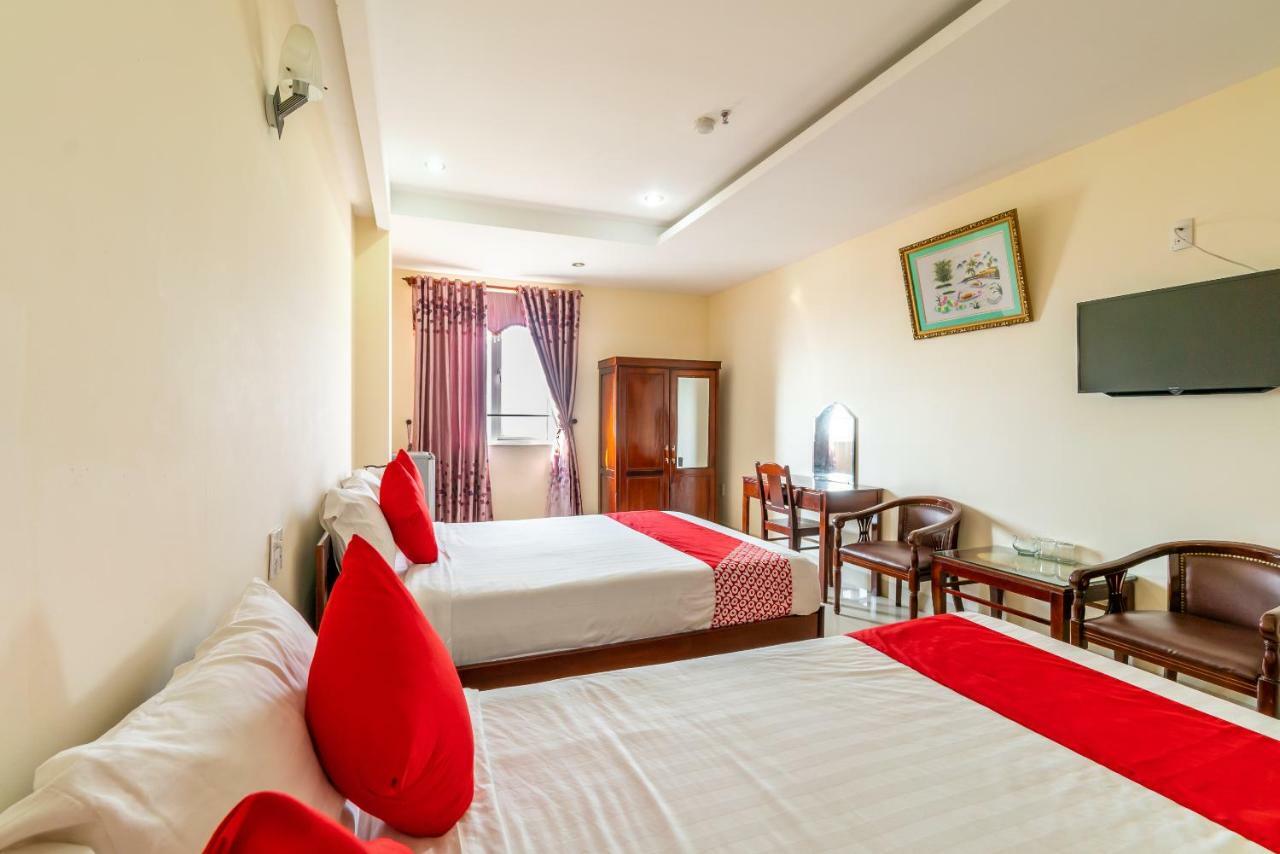 Oyo 375 Hoa Binh Hotel Đà Nẵng Kültér fotó