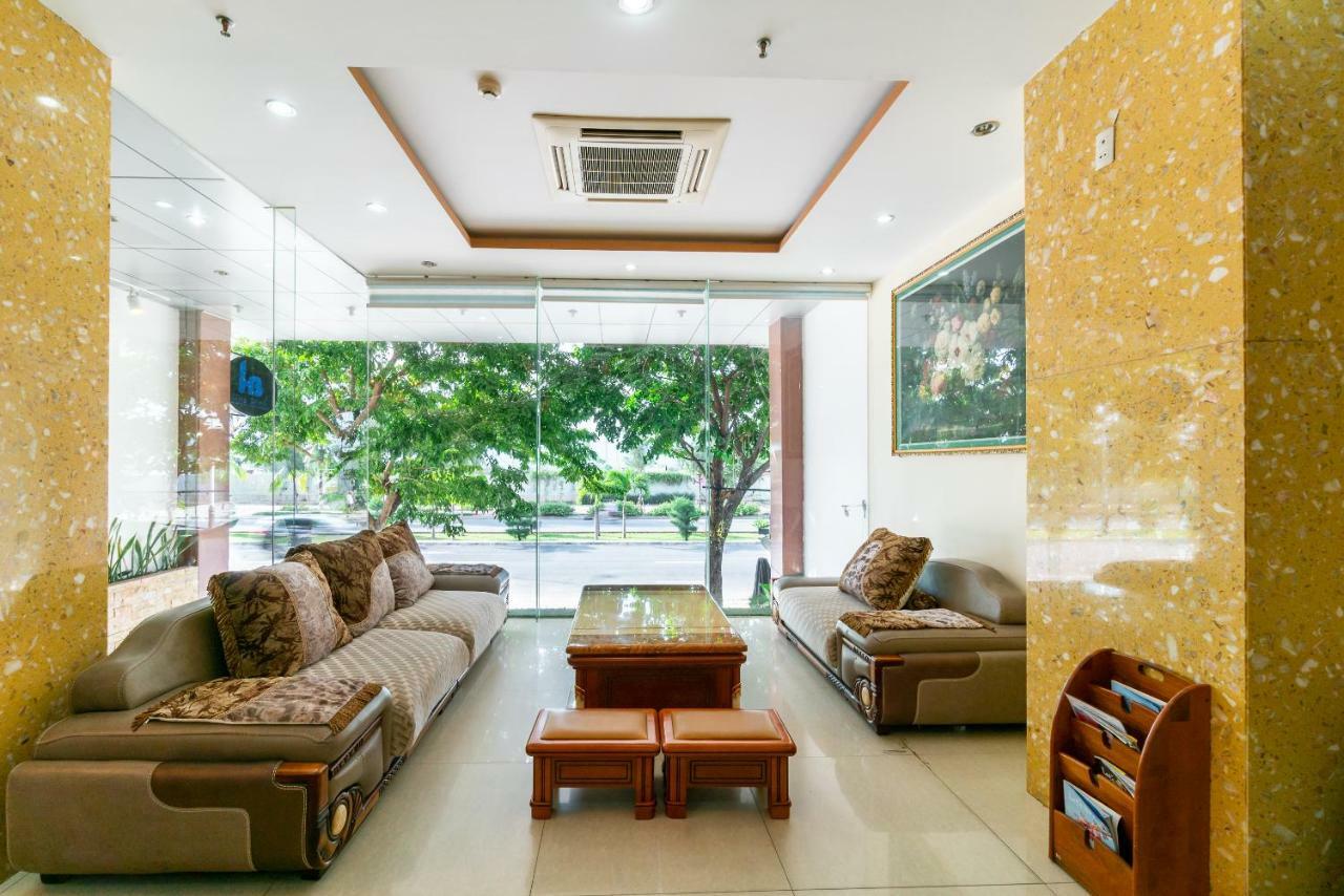 Oyo 375 Hoa Binh Hotel Đà Nẵng Kültér fotó