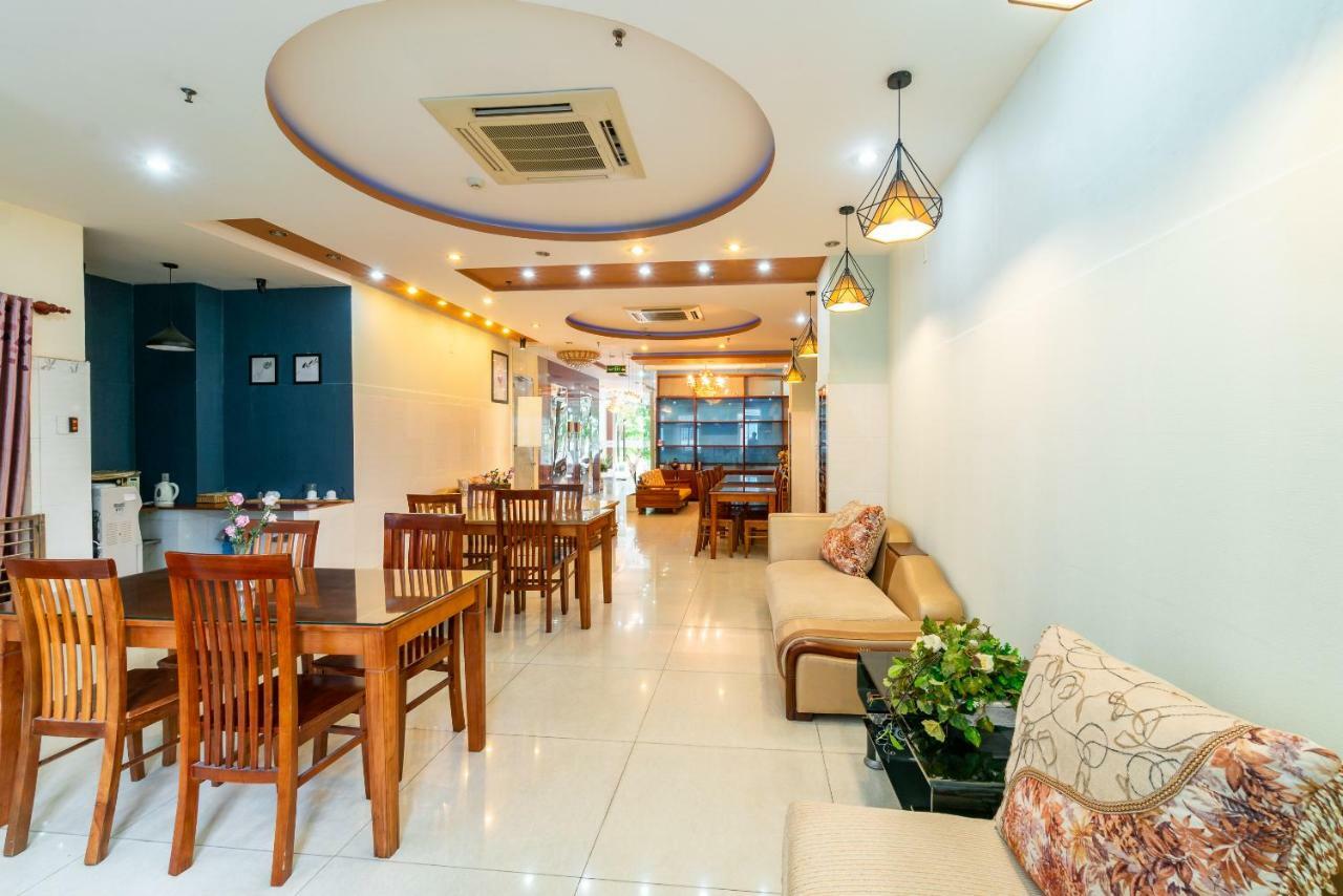 Oyo 375 Hoa Binh Hotel Đà Nẵng Kültér fotó
