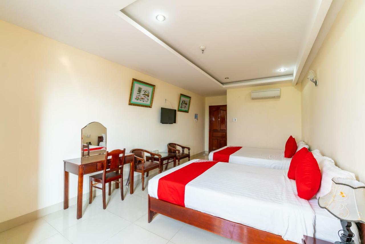 Oyo 375 Hoa Binh Hotel Đà Nẵng Kültér fotó