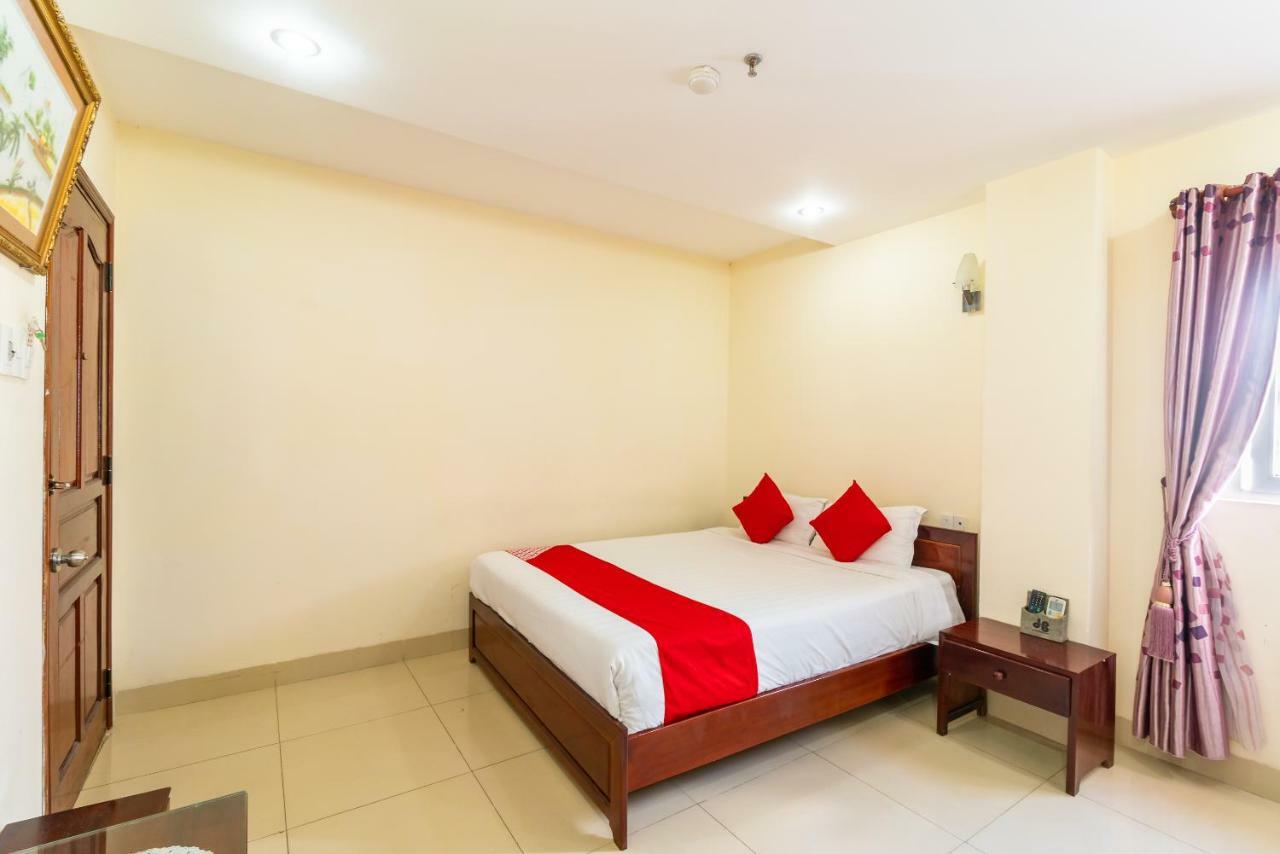 Oyo 375 Hoa Binh Hotel Đà Nẵng Kültér fotó